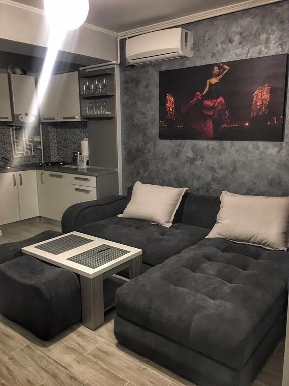 Arthemis Apartment Мамая Екстериор снимка