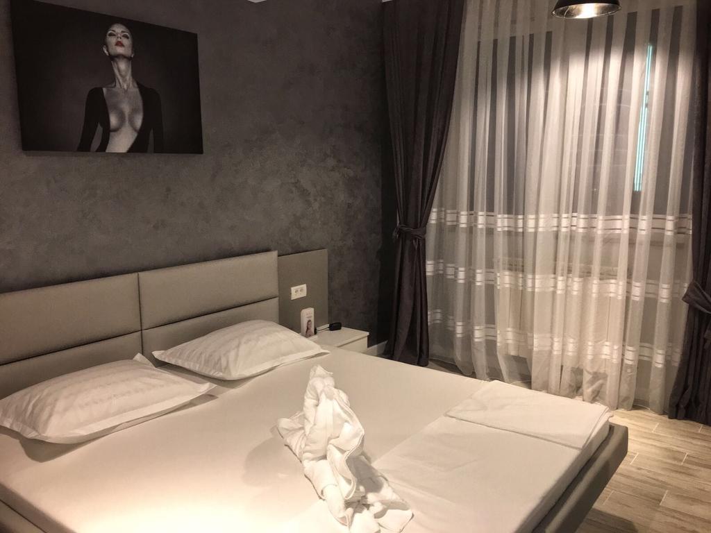 Arthemis Apartment Мамая Екстериор снимка