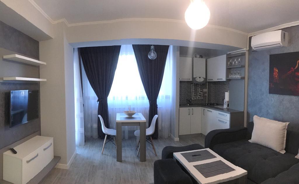 Arthemis Apartment Мамая Екстериор снимка