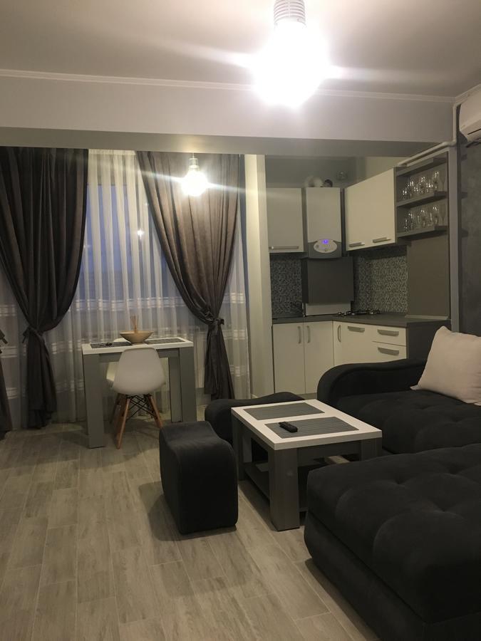 Arthemis Apartment Мамая Екстериор снимка